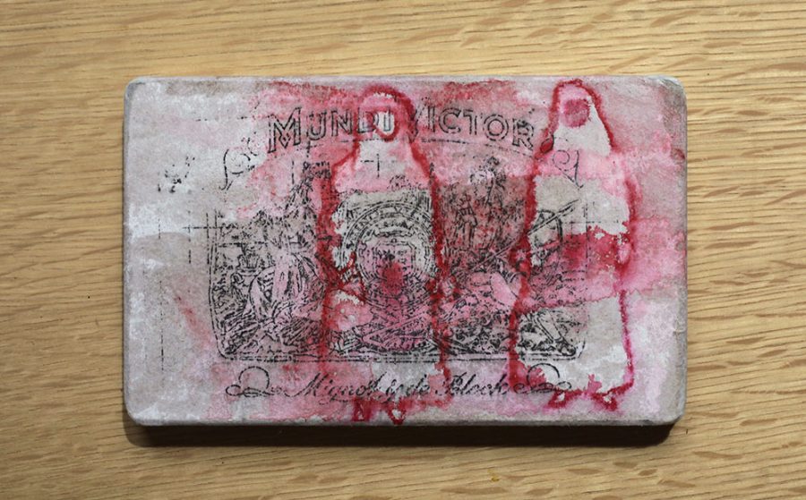 Mundi Victor 5    |    10,7 x 17 x 1,7 cm     |    available at Gallery Nasty Alice