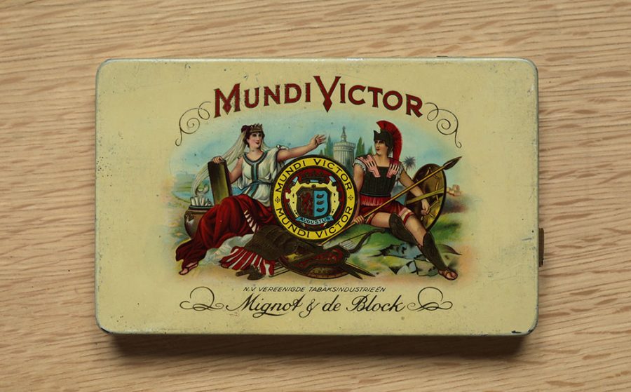 MUNDI VICTOR, the sigar can from Mignot & De Block, Eindhoven
